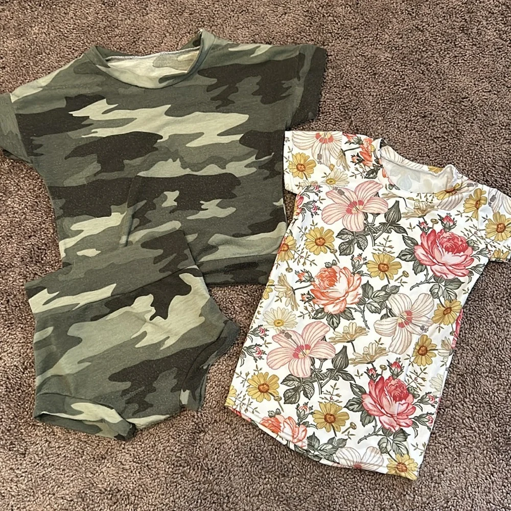 Babygirl 12/18m small shop handmade top & bummies camo set and floral dress